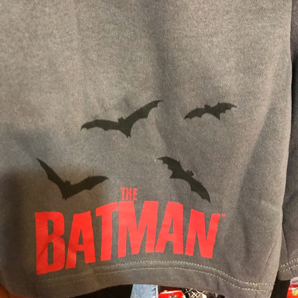 Batman Shorts - Picture 2 of 4